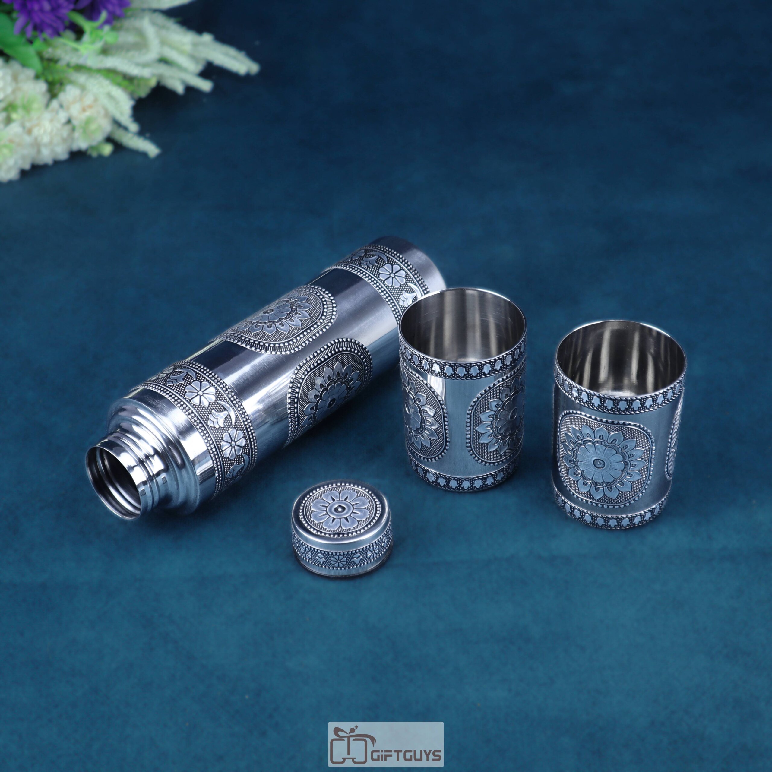 750 ml Oxidised Steel Water Bottle with 2 Matching Glasses | Antique Floral Design | Eco-Friendly Drinkware Set - Image 5
