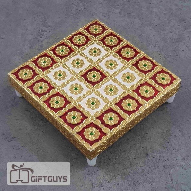 Golden Finished Red Meenakari Bajoth 5 x 5
