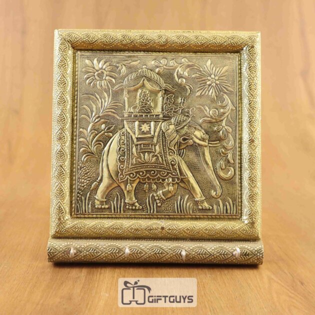 Wooden Elephant Designed Key Hanger 9 X 7 inch