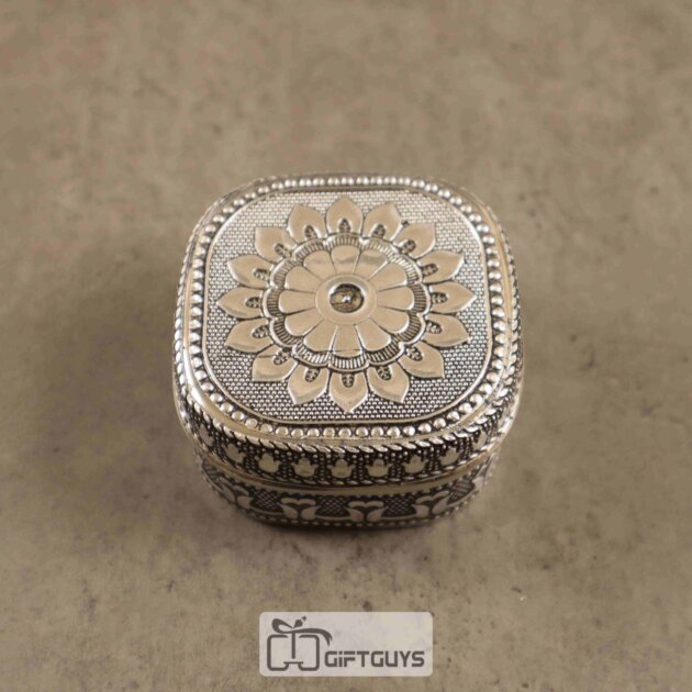 Silver Oxidised Small Size Storage Box 2.5 X 2.5 inch