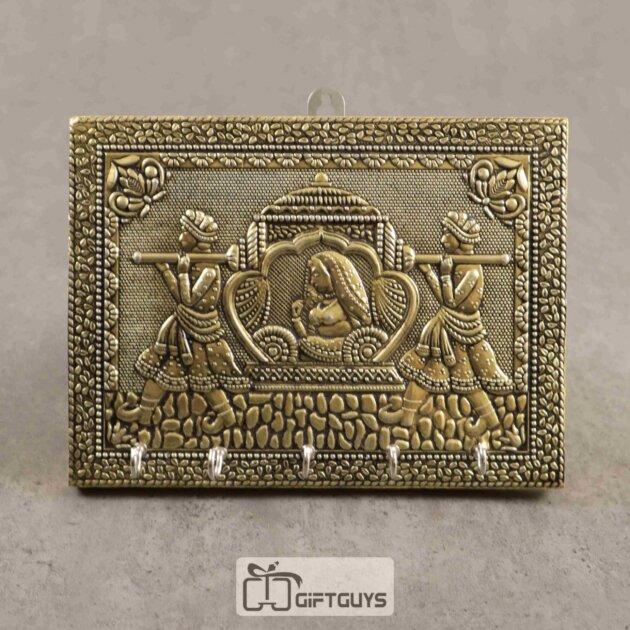 Key Hanger Dolly Design Gold Oxidised Finish - 8 x 6 Inch