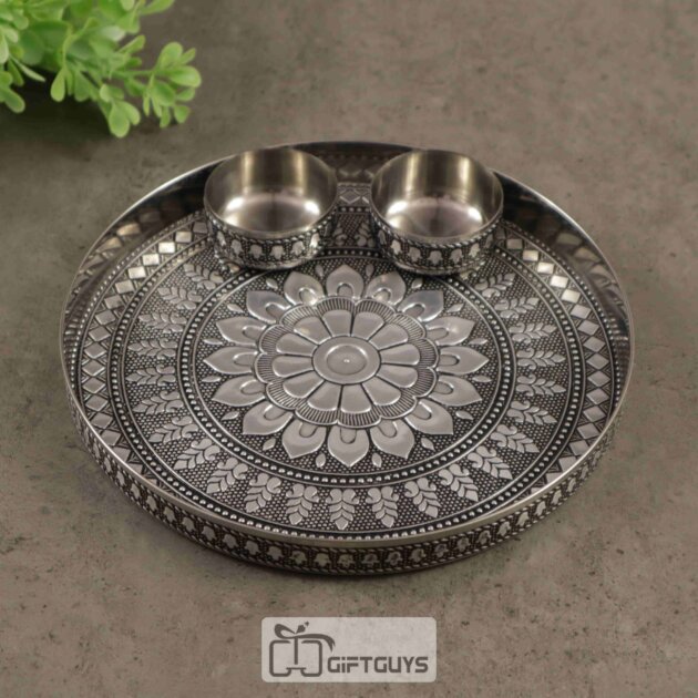 Oxidised Pooja Thali Set – 6.5 Inch Decorative Plate with 2 Bowls