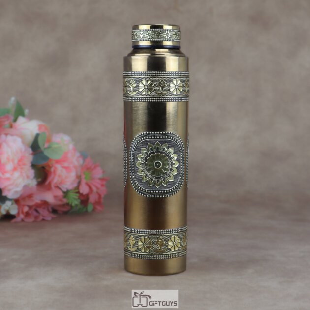 Premium Lightweight Oxidized Gold Steel Bottle – 900ml Leak-Proof Single Wall Designer Water Bottle for Home & Office