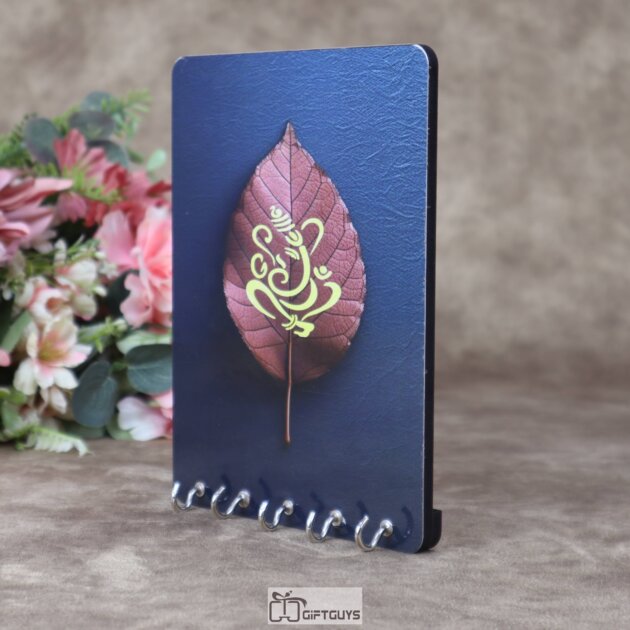 Divine Ganesha Peepal Leaf 5.5 x 7.5 Inch Wooden Key Holder – Handcrafted 5-Hook Wall Mounted Key Hanger for Navy Home Decor & Spiritual Gifting