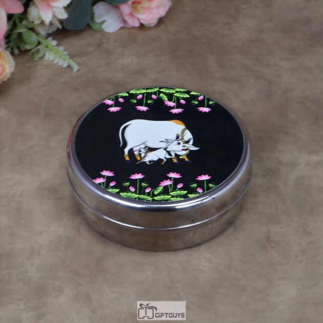 Traditional Kamdhenu Pichwai Print Stainless Steel Round Box – 5x1.75 Inch Decorative Sacred Art Gift Box for Sweets, Dry Fruits & Wedding Favors (170g)